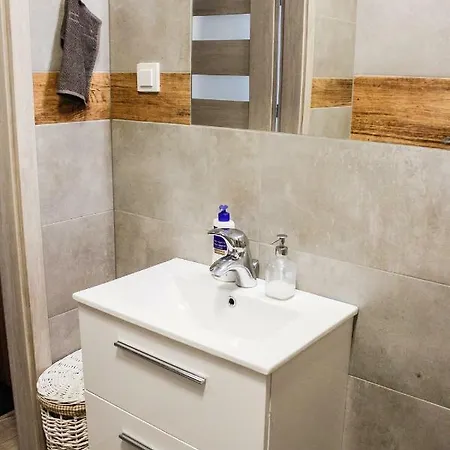 Modern Business Close To Center Check In 24h Apartamento *