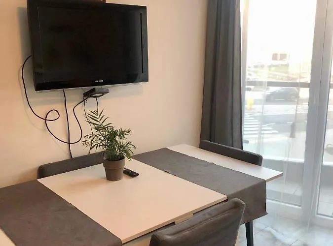 Modern Business Close To Center Check In 24h * Πόζναν