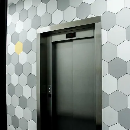 Modern Business Close To Center Check In 24h * Poznań