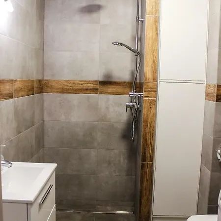 Modern Business Close To Center Check In 24h * Poznań